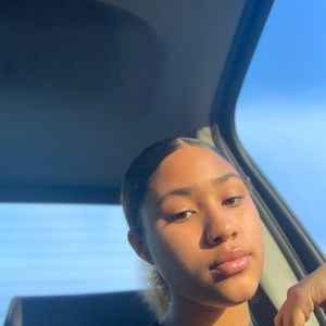 Meet your Posher, Samiah